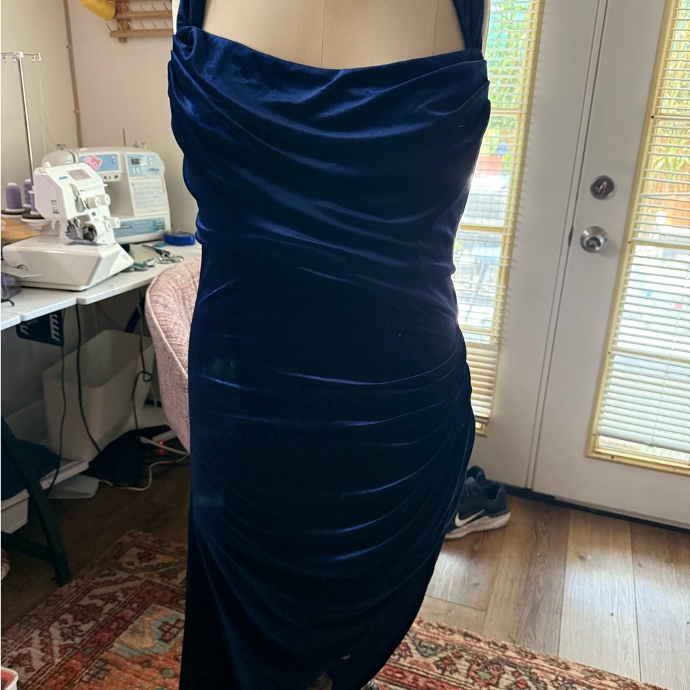 Elegant Navy Blue Velvet Dress